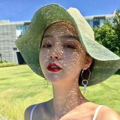 气质成熟女人头像图片唯美（成熟气质头像唯美）
