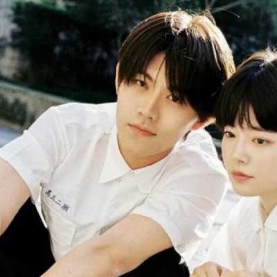 情侣头像成熟一对（成熟情侣头像一人一半）