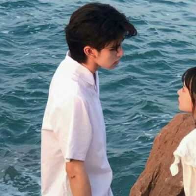 情侣头像成熟一对（成熟情侣头像一人一半）