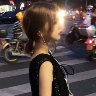 帅气的少女头像_霸气美少女头像