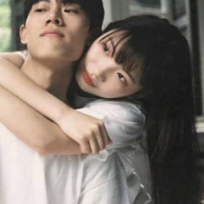 情侣头像成熟一对（成熟情侣头像一人一半）