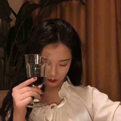港风复古女生头像图片|复古女头像港风
