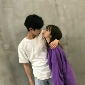 相爱的人两个头像_两个人的图片相爱头像