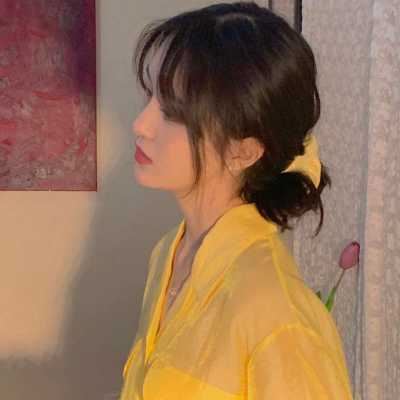 港风复古女生头像图片|复古女头像港风