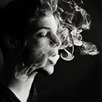 很拽抽烟欧美头像-霸气欧美抽烟头像高清