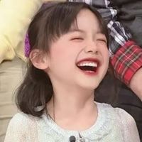小女孩剪刘海好看图片-卡通刘海女孩头像图片