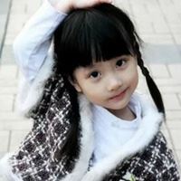 小女孩剪刘海好看图片-卡通刘海女孩头像图片