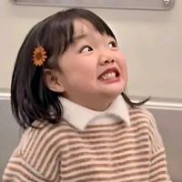 小女孩剪刘海好看图片-卡通刘海女孩头像图片