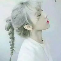 金色头发女生韩系头像（银白色头发女生头像）