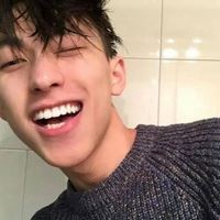 微信头像图片ins风格-男生头像ins高级质感欧美