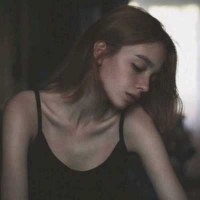 气质欧美女生头像黑白|欧美女生头像意境唯美
