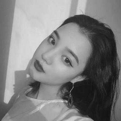 失恋黑色头像女生|伤感黑白头像女生流泪头像