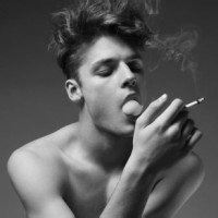 欧美硬汉头像男霸气_欧美痞帅头像