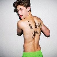 欧美男头像高冷霸气 欧美霸气高冷超拽头像男