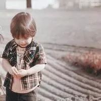 欧美小孩子情头一对 情侣头像外国小孩子可爱一男一女