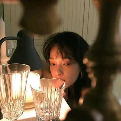 欧美照片头像女生大全（欧美高端帅气头像女）