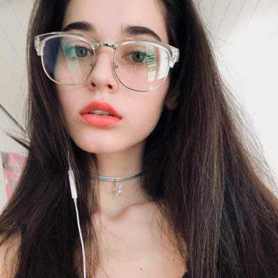 欧美气质高冷头像女-欧美头像女生霸气冷艳超拽