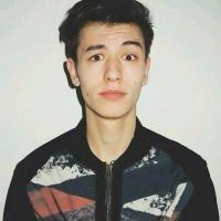 欧美男生头像图片帅气高清2021（欧美帅哥男头像）