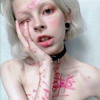 欧美风的头像女（欧美治愈头像）