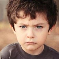 欧美小孩子头像男（欧美可爱小男孩头像图片）