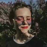 欧美短发头像女生短发霸气_短发欧美风女生头像