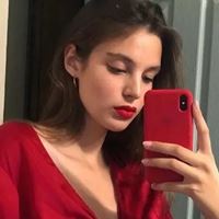 欧美短发头像女生短发霸气_短发欧美风女生头像