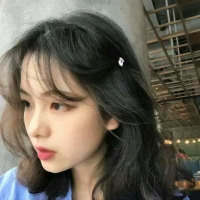 真人头像女生可爱单纯（女生头像清纯可爱真人）