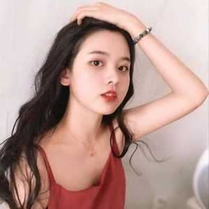 高清漂亮的女生头像图片_高清漂亮女生头像大全