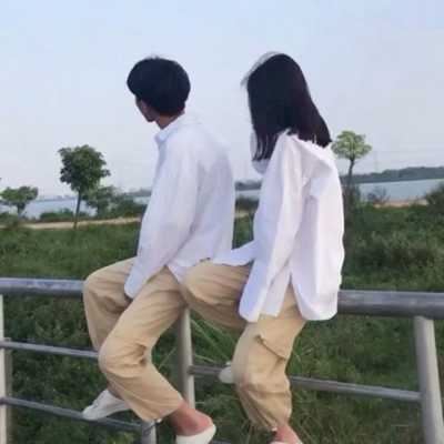 撒狗粮的情侣头像 情侣头像萌宠两张配对