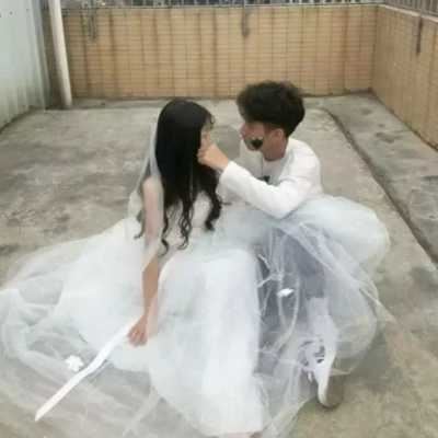 撒狗粮的情侣头像 情侣头像萌宠两张配对