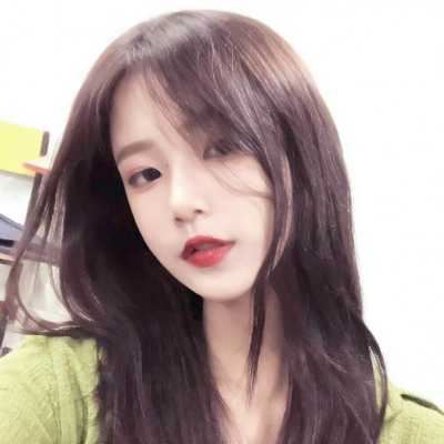 真人头像女生可爱单纯（女生头像清纯可爱真人）