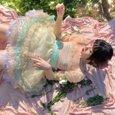 穿着公主裙的女孩头像 女孩公主头像