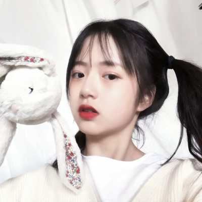 真人头像女生可爱单纯（女生头像清纯可爱真人）