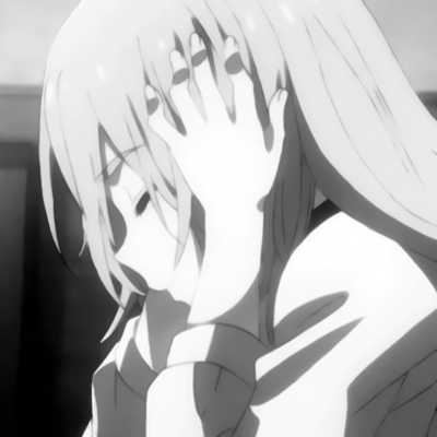 很丧的动漫女头像（哭笑的丧系头像女动漫）