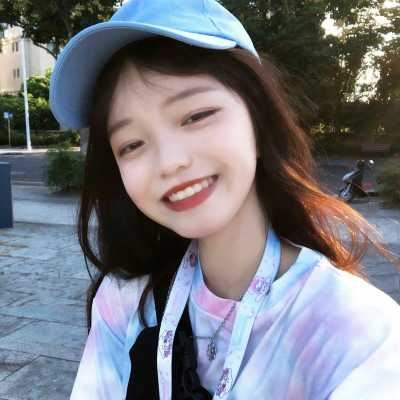 真人头像女生可爱单纯（女生头像清纯可爱真人）