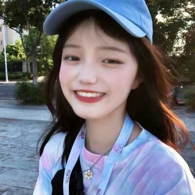 真人头像女生可爱单纯（女生头像清纯可爱真人）