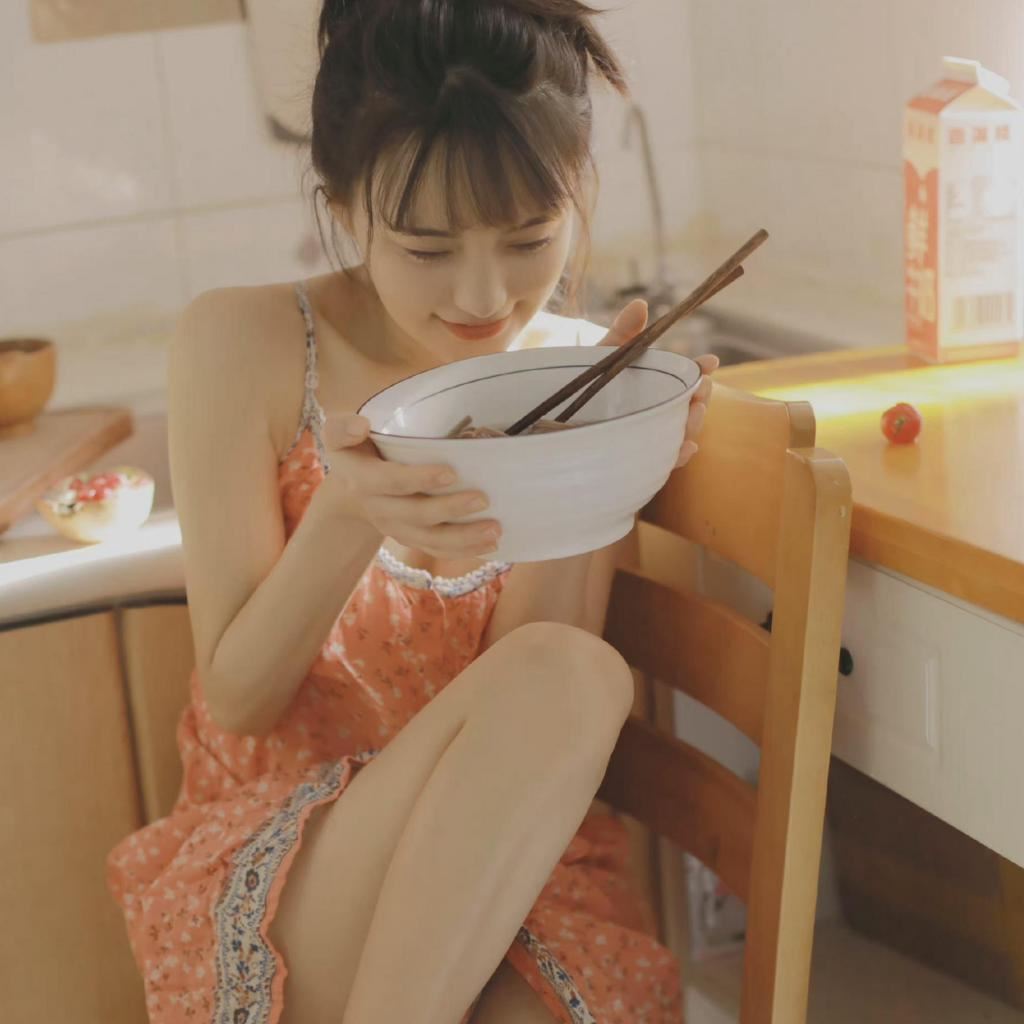 甜甜的美女头像_超甜美女头像