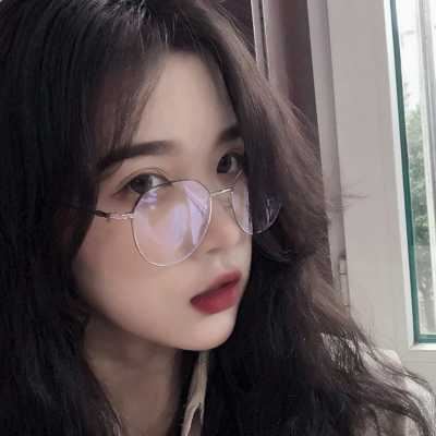真人头像女生可爱单纯（女生头像清纯可爱真人）