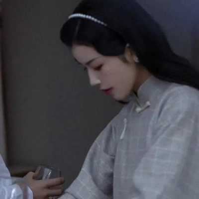 不易撞的情侣头像一对_好看的不易撞双人情侣头像高清