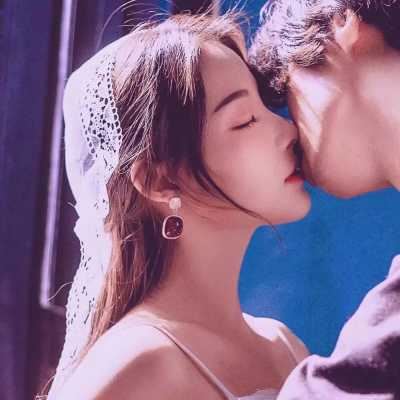 两个爱人图片情侣头像|情侣头像四张同一系列