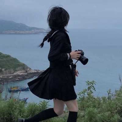 唯美女生头像蓝色系_超仙气的蓝色系意境女生头像