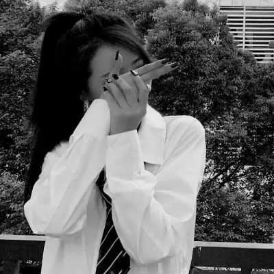 两个爱人图片情侣头像|情侣头像四张同一系列