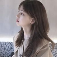 清纯女生头像侧脸长发（长发头像女生高冷背面）