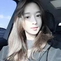 自拍的女生头像_微信自拍头像女