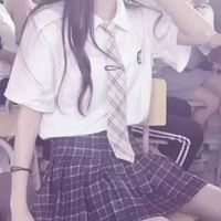 女孩穿校服图片头像|学生头像卡通穿校服女生可爱