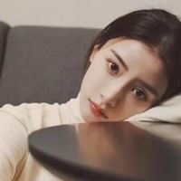 女生高冷妩媚禁欲头像_冷酷的女生头像