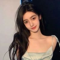女生高冷妩媚禁欲头像_冷酷的女生头像