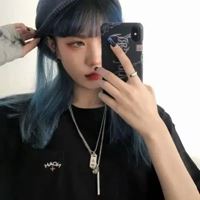 女生高冷妩媚禁欲头像_冷酷的女生头像
