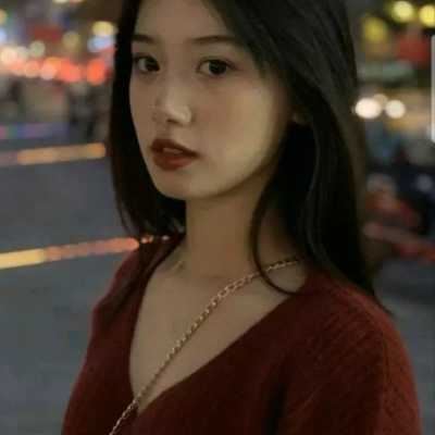 抖音红色系女生头像手绘|抖音最火的情侣头像红色系