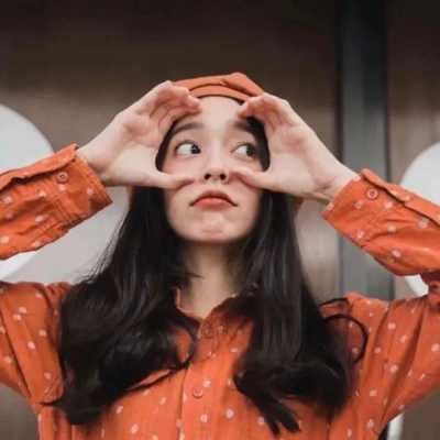 抖音红色系女生头像手绘|抖音最火的情侣头像红色系